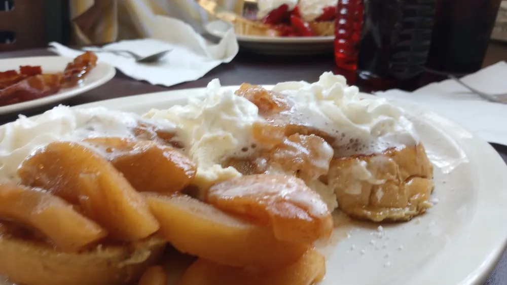 French Toast with Apples